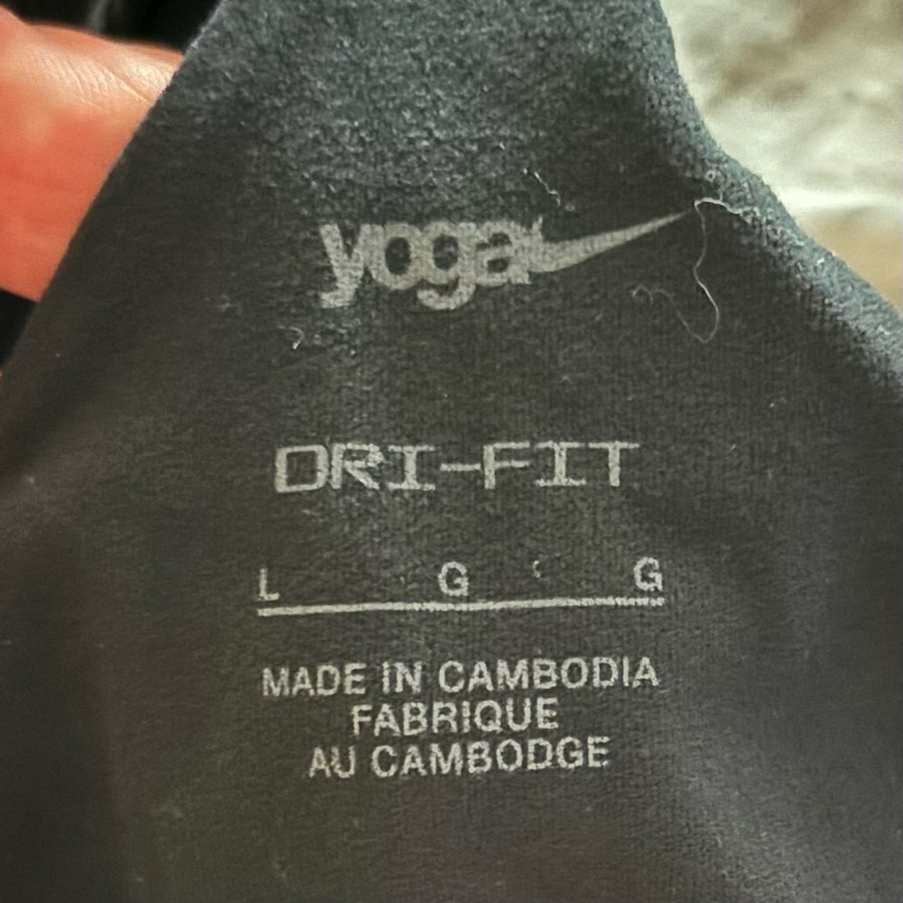 Nike NWT Yoga Luxe DRI-FIT Infinalon Jumpsuit Size L Tight Fit Open Stomach - Picture 10 of 16